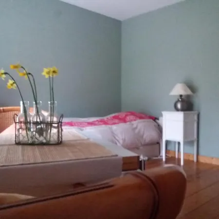 Maison De Blanche Neige Court-Saint-Etienne